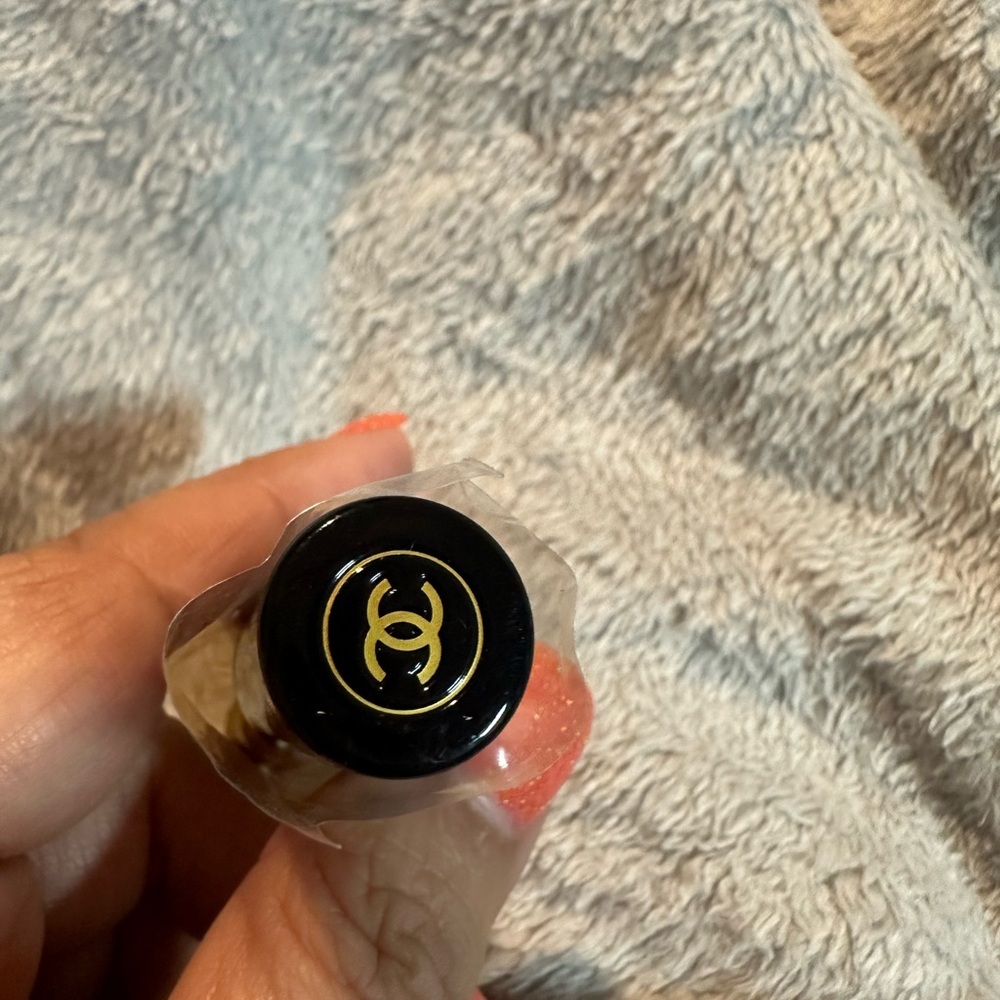 Chanel makeup brush - Picture 2 of 2